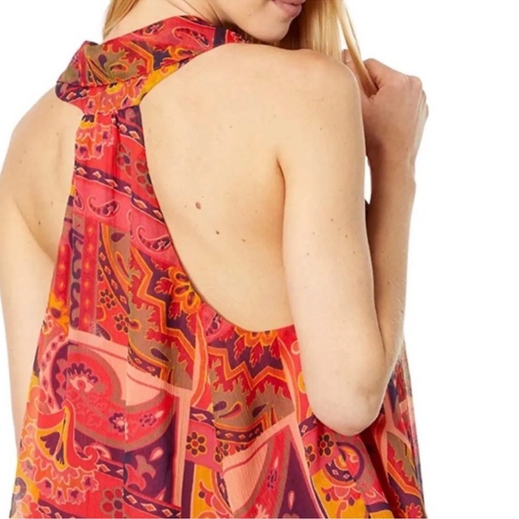 NWT Free People Strawberry Tank in XS - Picture 2 of 4